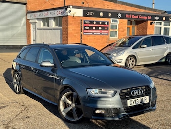 Used Audi A4 Avant 2013 for sale - 76715252: Photo