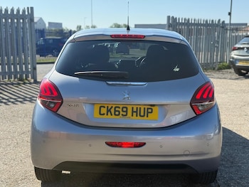Used Peugeot 208 2019 for sale - 78260468: Photo