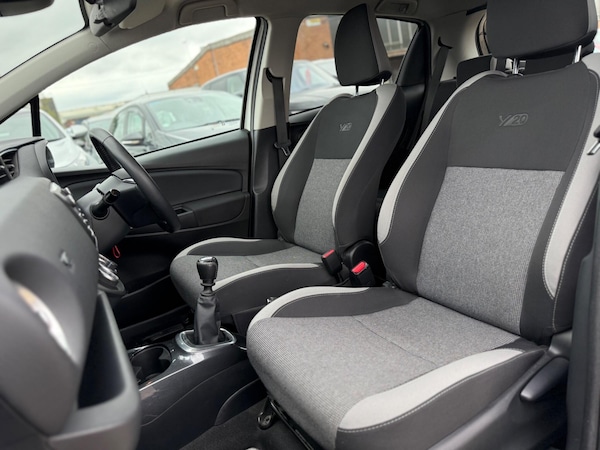 Used Toyota Yaris 2020 for sale - 76214232: Photo 10