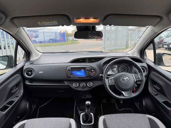 Used Toyota Yaris 2020 for sale - 76214232: Photo 22