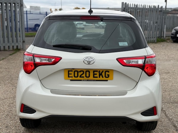 Used Toyota Yaris 2020 for sale - 76214232: Photo 4