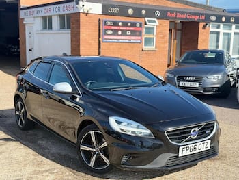 Used Volvo V40 2016 for sale - 79820652: Photo