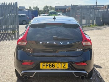 Used Volvo V40 2016 for sale - 79820652: Photo