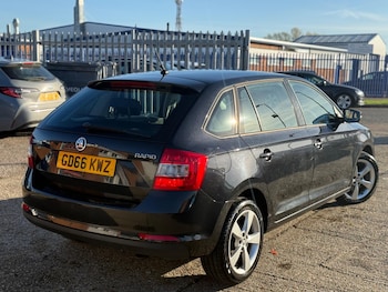 Used Skoda Rapid Spaceback 2016 for sale - 76666852: Photo