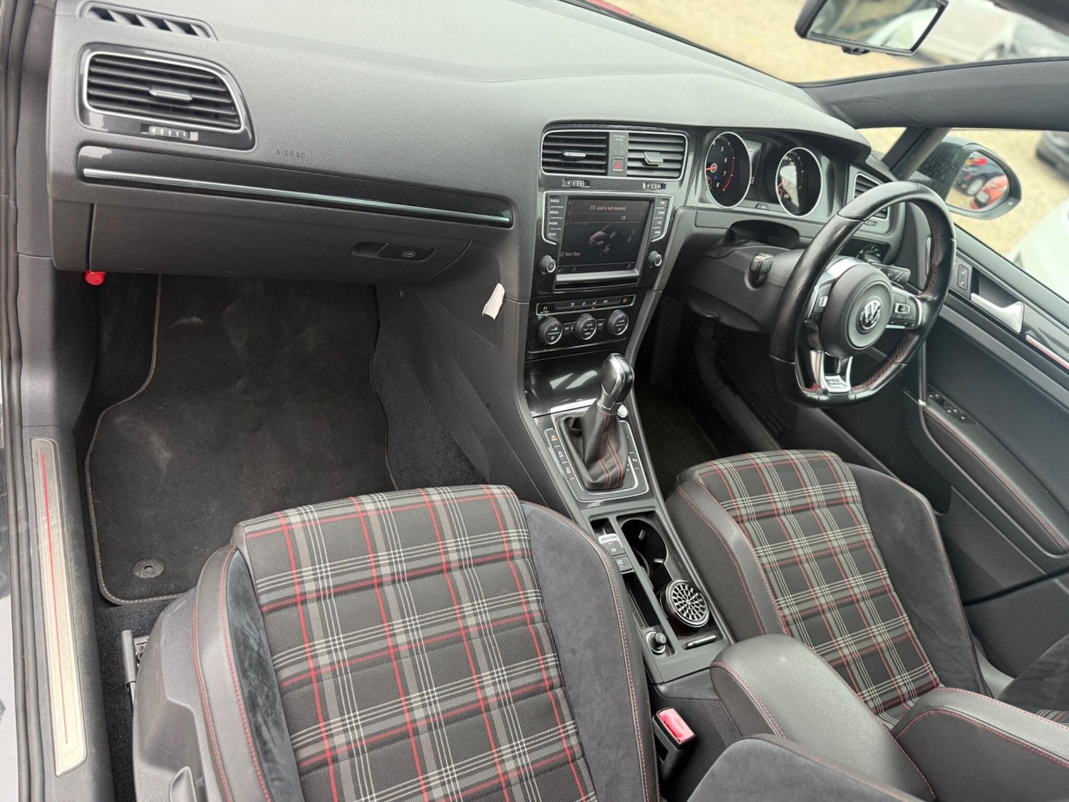 Used Volkswagen Golf for sale - 77066515: Photo 15