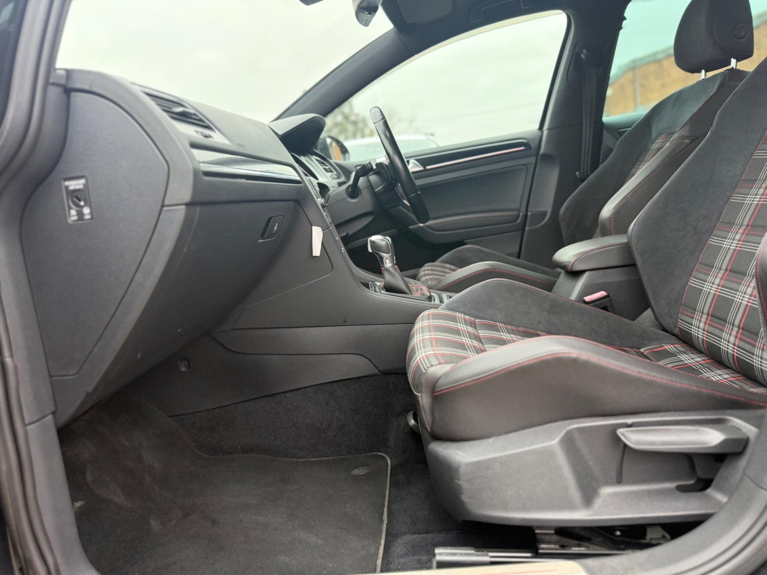 Used Volkswagen Golf for sale - 77066515: Photo 16