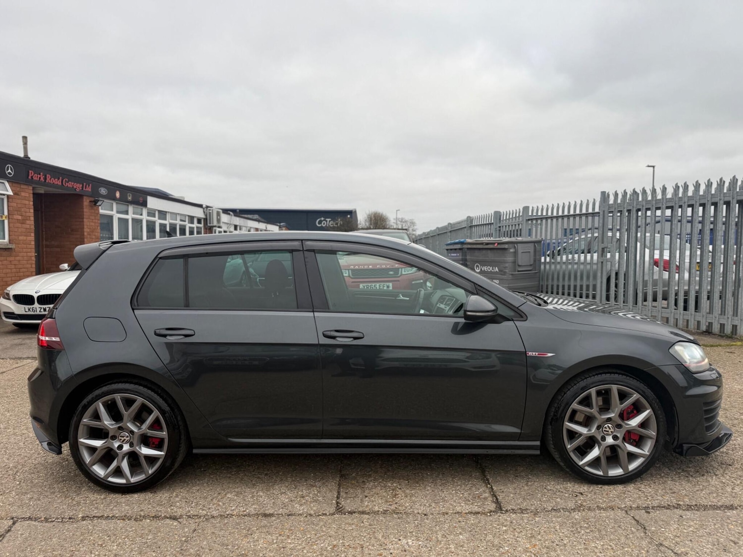 Used Volkswagen Golf for sale - 77066515: Photo 2