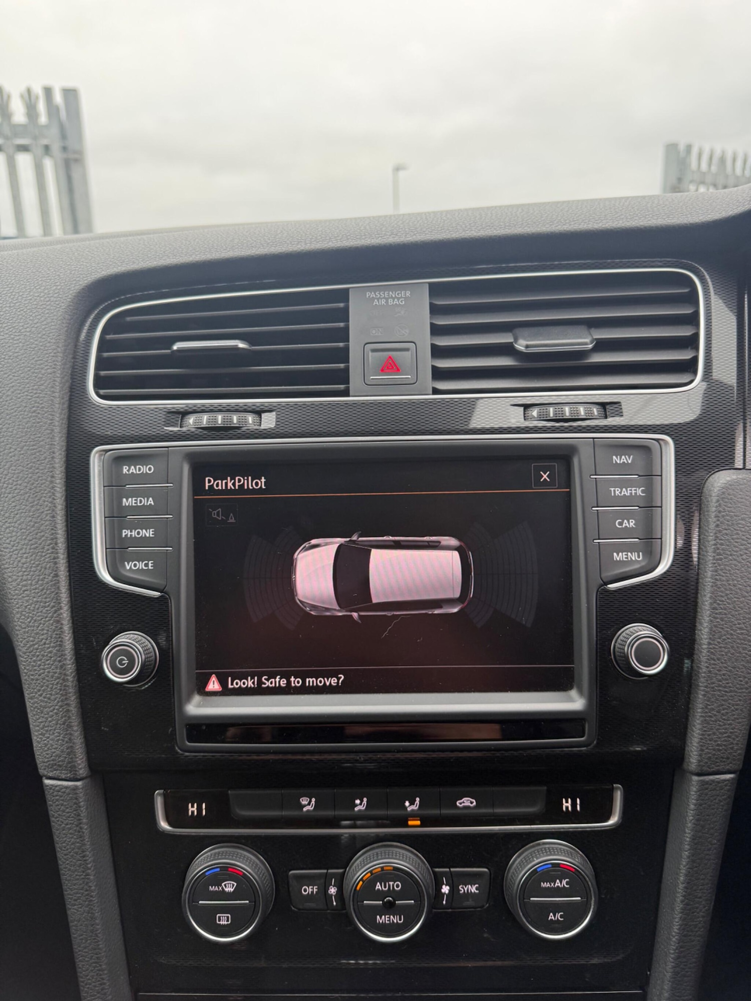 Used Volkswagen Golf for sale - 77066515: Photo 23