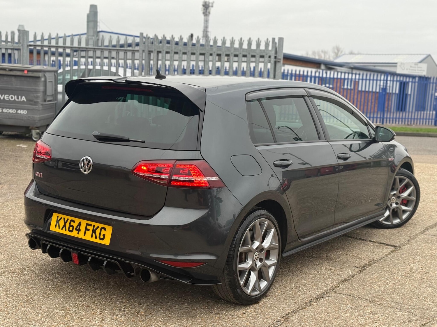 Used Volkswagen Golf for sale - 77066515: Photo 3
