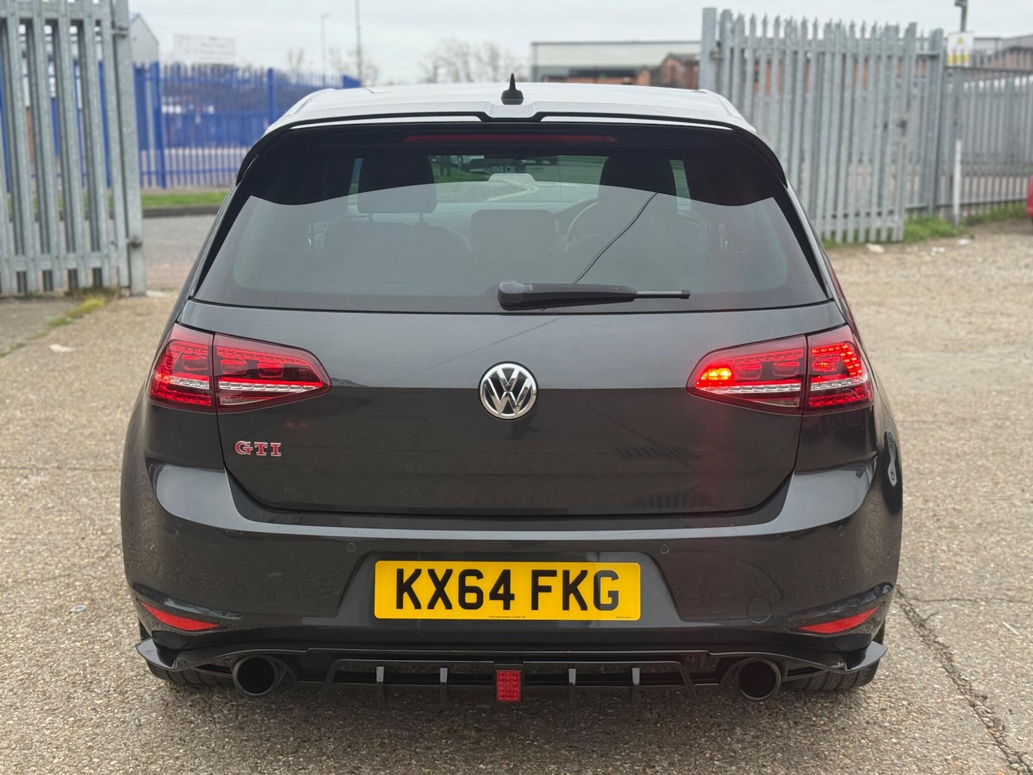 Used Volkswagen Golf for sale - 77066515: Photo 4