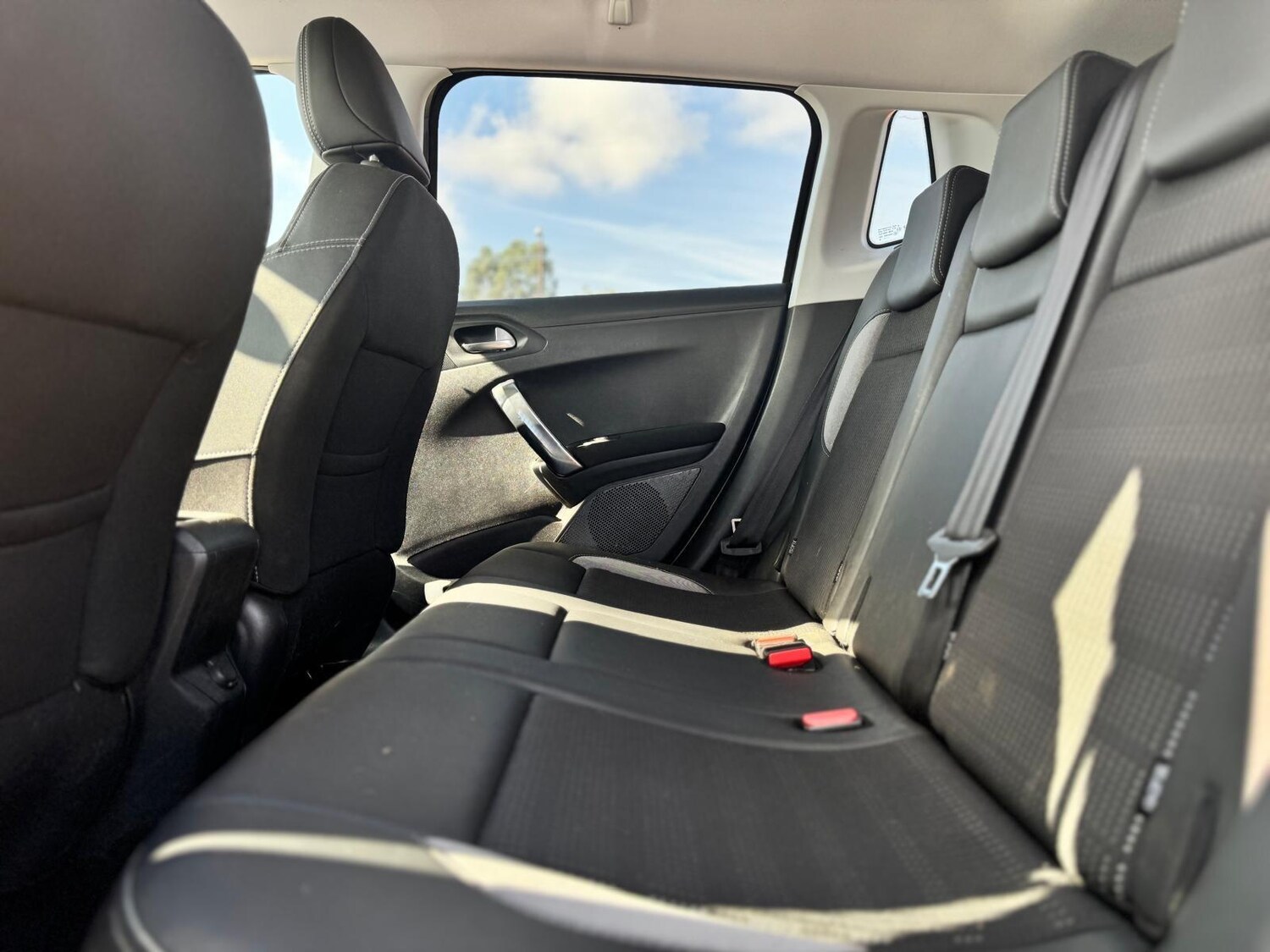 Used Peugeot 2008 2016 for sale - 75857673: Photo 21