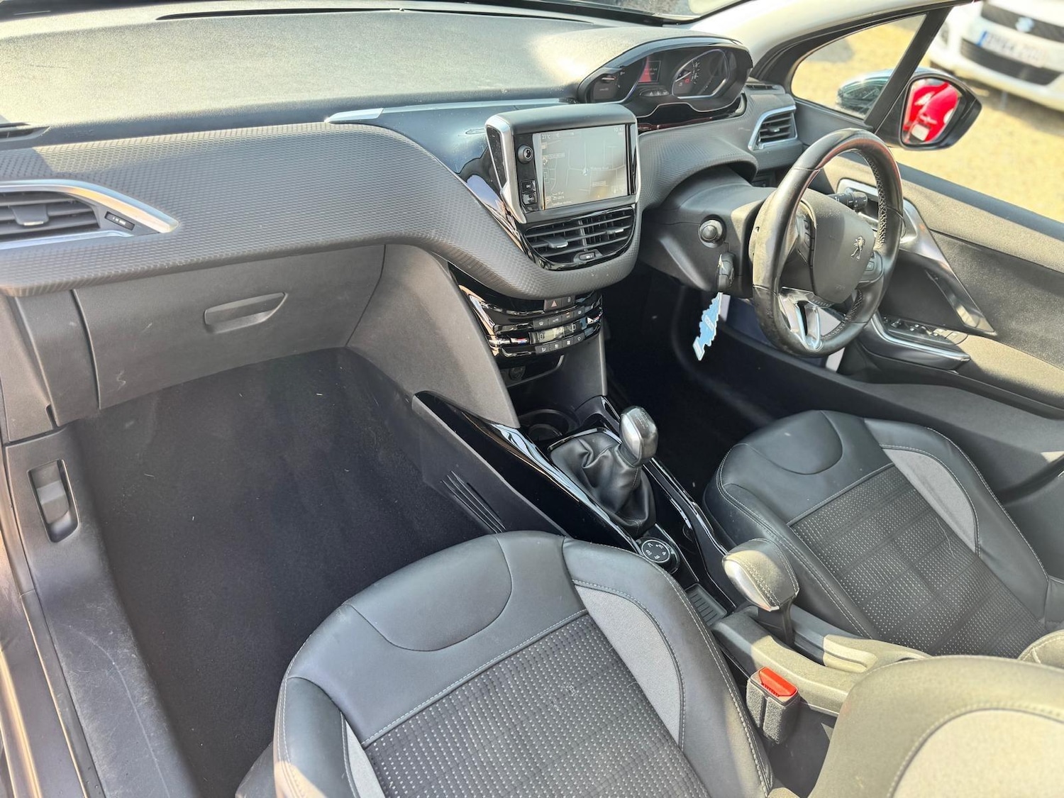 Used Peugeot 2008 2016 for sale - 75857673: Photo 8