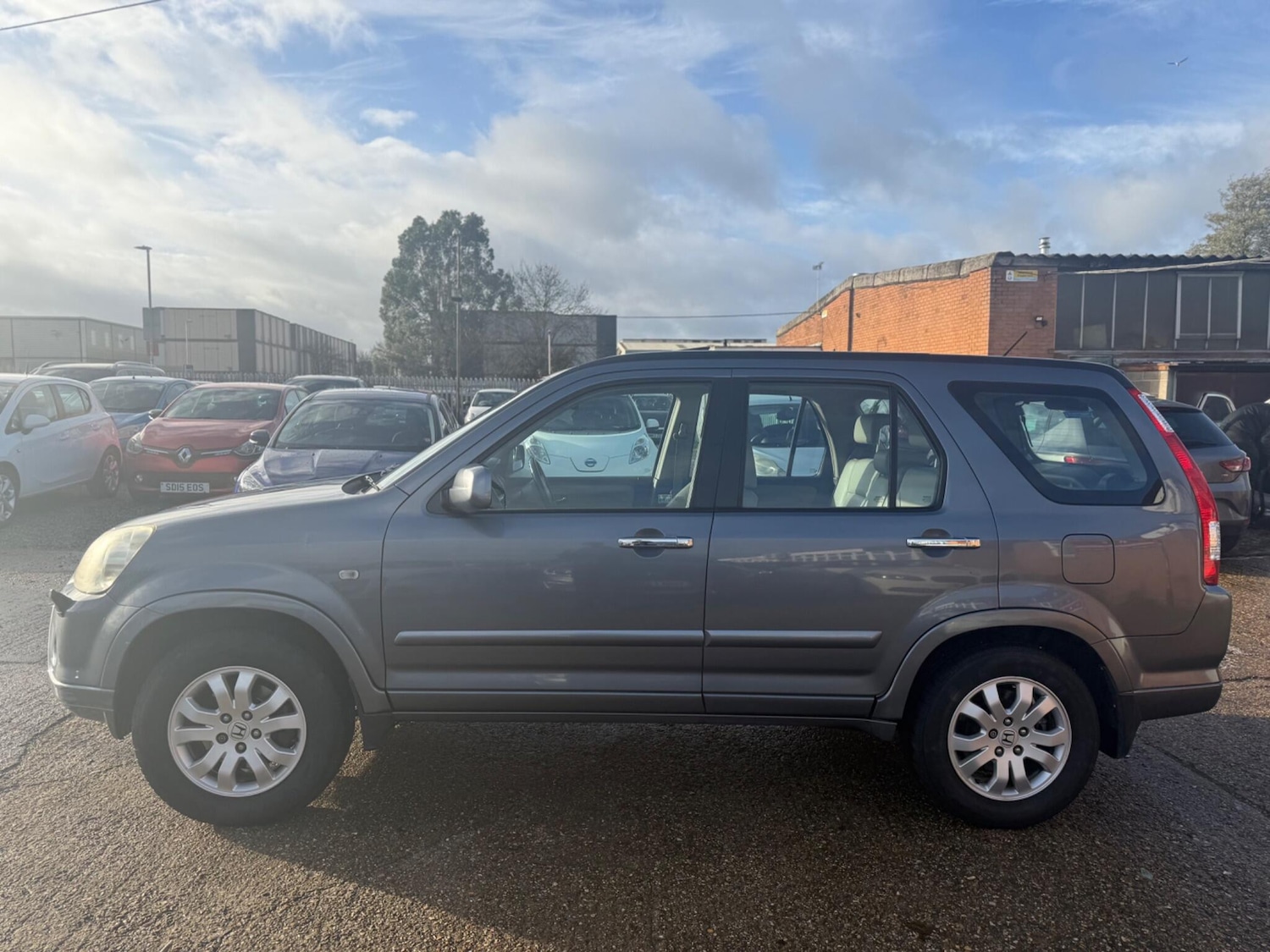 Used Honda CR-V 2005 for sale - 76850484: Photo 6