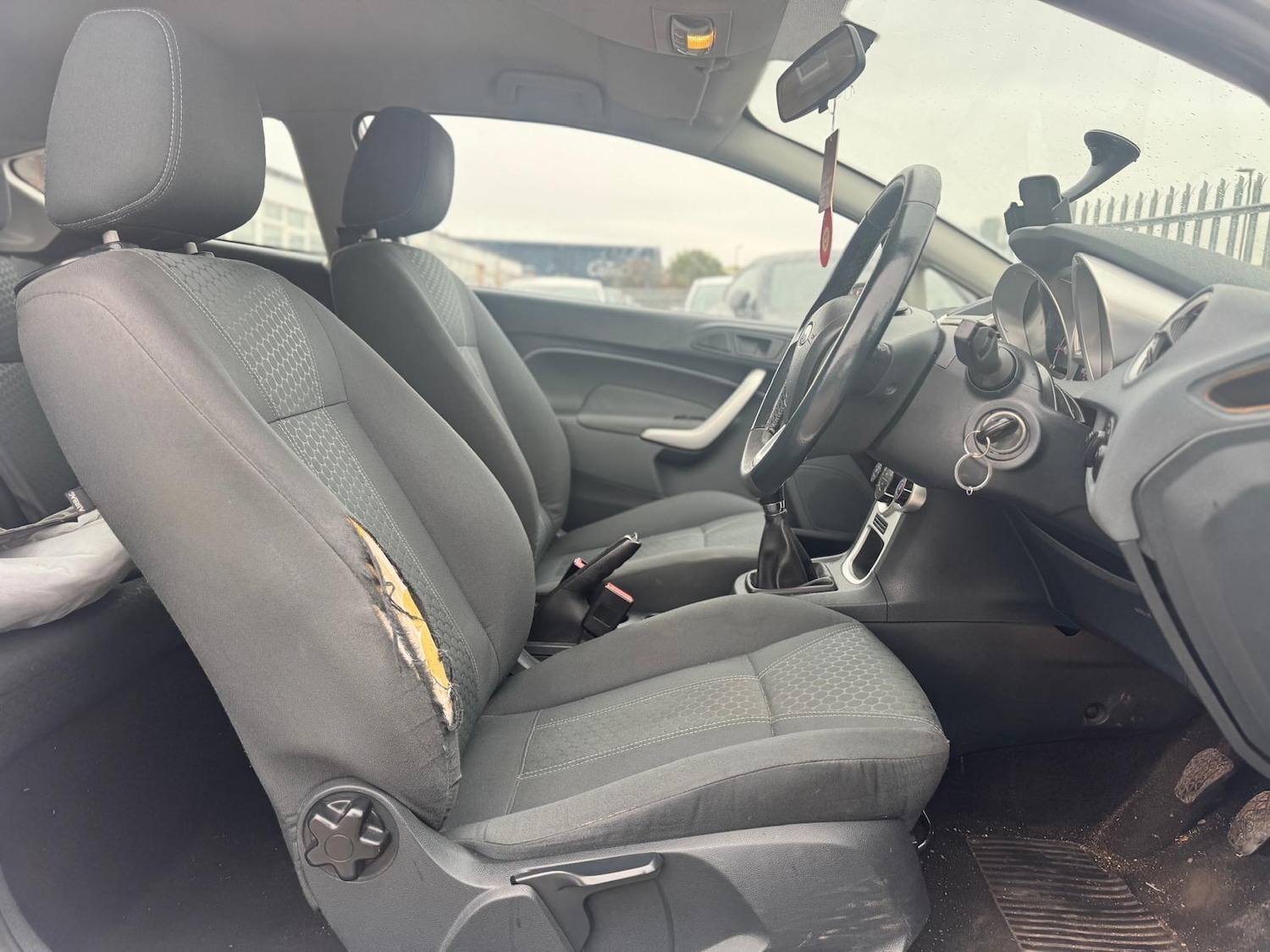 Used Ford Fiesta 2009 for sale - 76370128: Photo 12