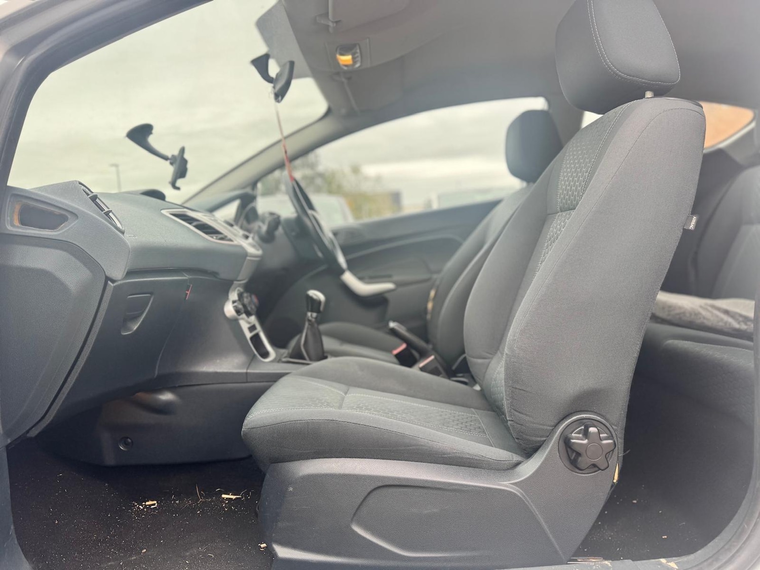 Used Ford Fiesta 2009 for sale - 76370128: Photo 9