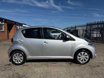 Used Toyota AYGO 2013 for sale - 78574040: Photo