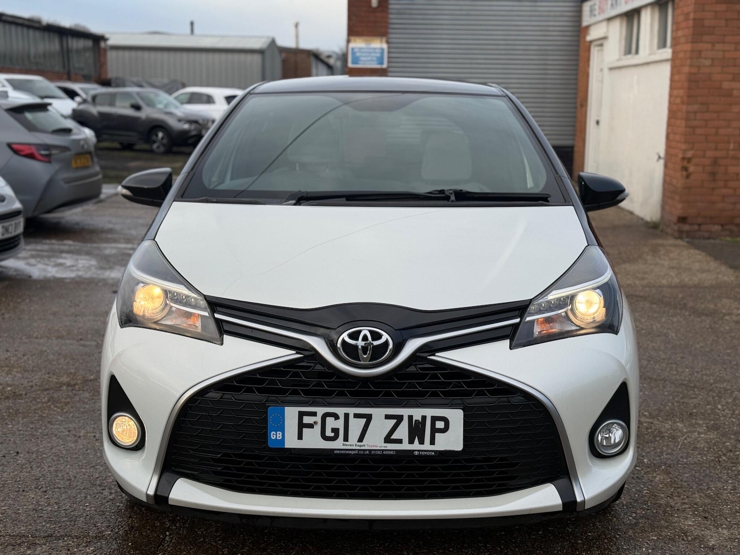 Used Toyota Yaris 2017 for sale - 77412317: Photo 8
