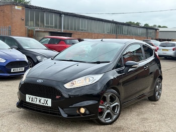 Used Ford Fiesta 2017 for sale - 78612704: Photo