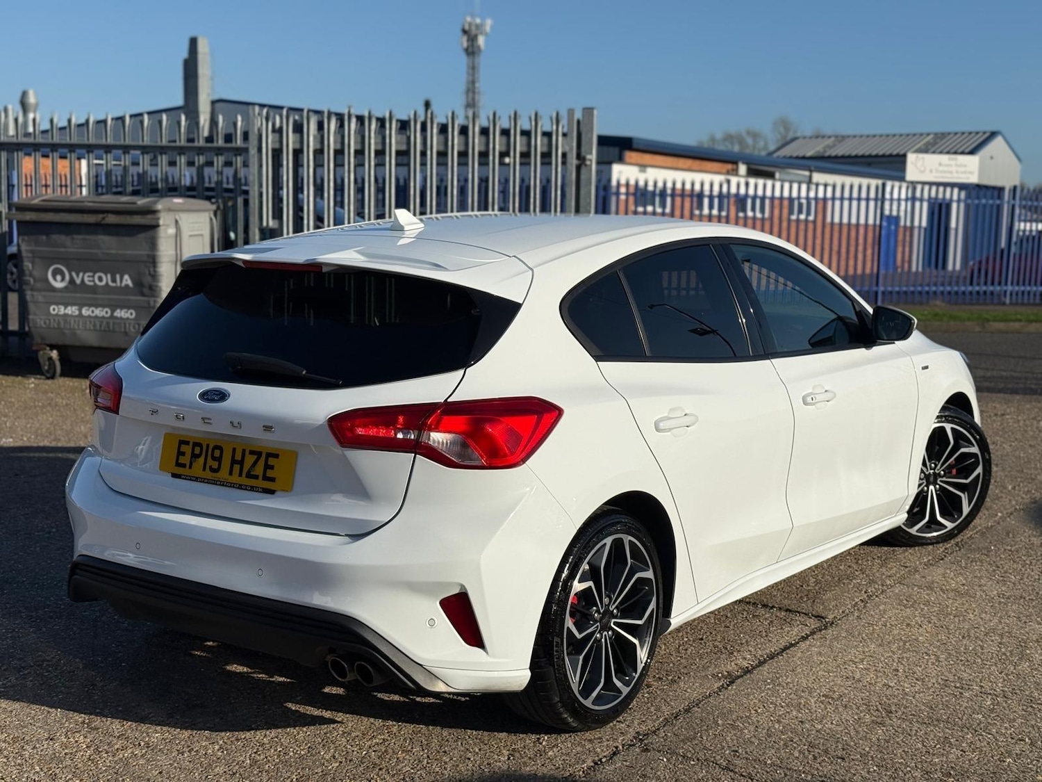 Used Ford Focus for sale - 77925186: Photo 3