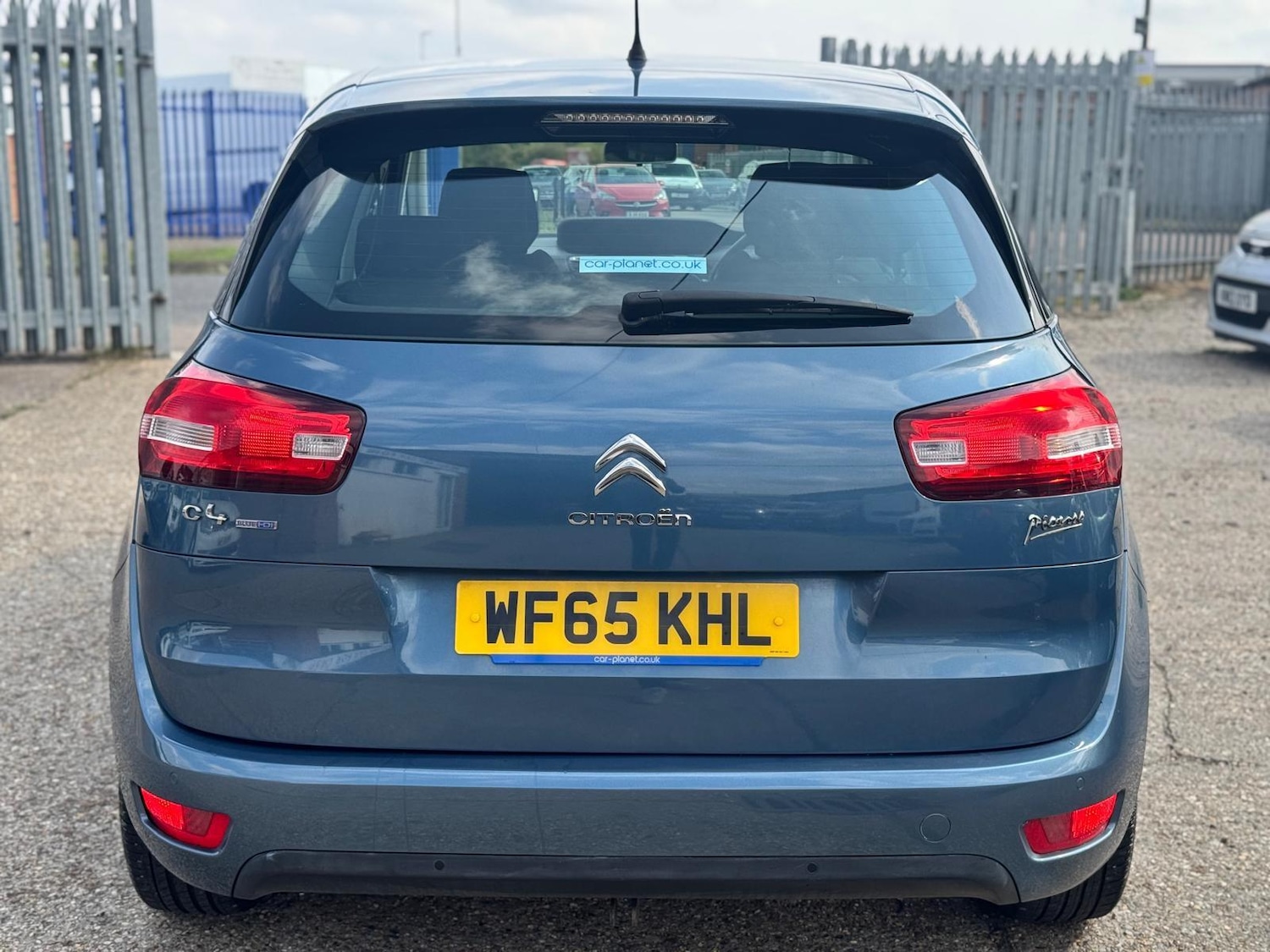 Vehicle 4