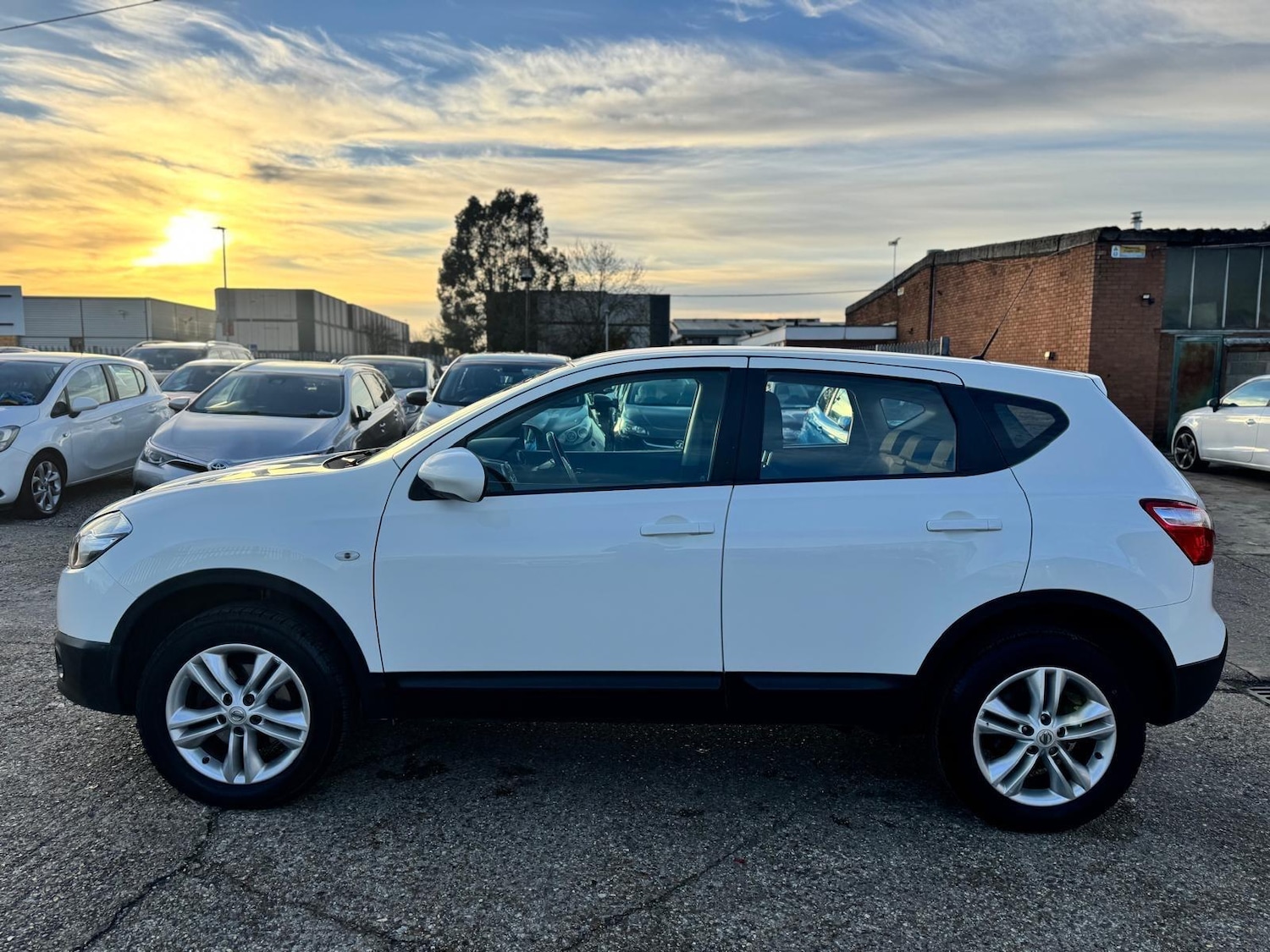 Used Nissan Qashqai 2013 for sale - 76592824: Photo 6