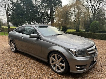 Used Mercedes-Benz C Class 2014 for sale - 77274965: Photo