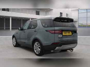Used Land Rover Discovery 2017 for sale - 76222503: Photo 4