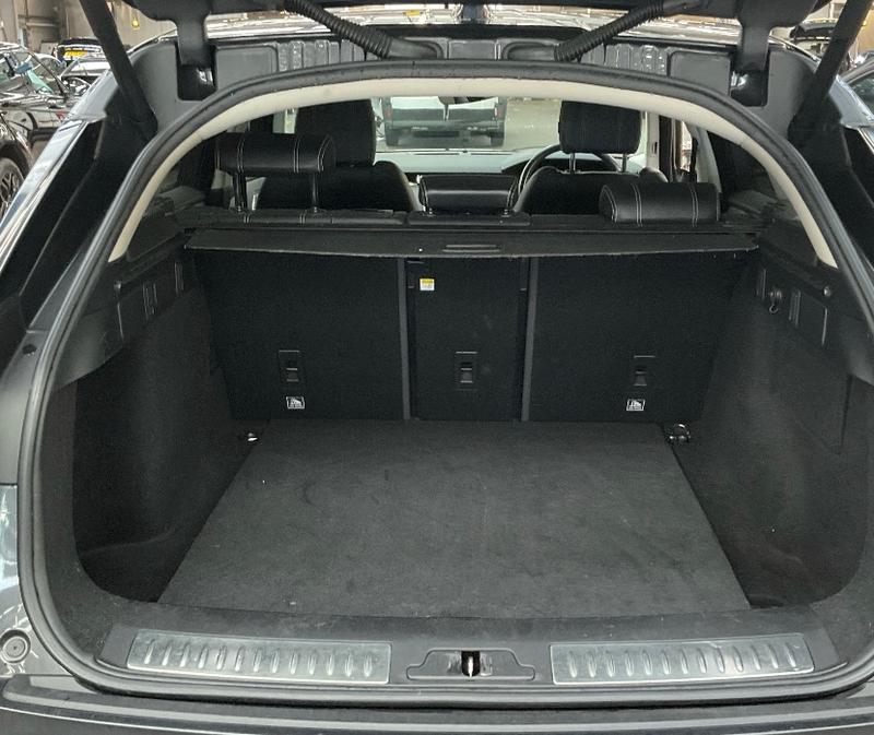 Used Land Rover Range Rover Velar 2018 for sale - 76209397: Photo 7