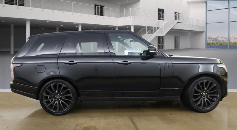 Used Land Rover Range Rover 2017 for sale - 76539468: Photo 1