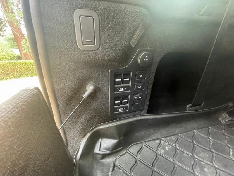 Used Land Rover Discovery 2017 for sale - 75717858: Photo 28