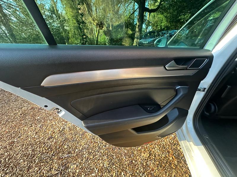 Used Volkswagen Passat 2016 for sale - 77138171: Photo 26