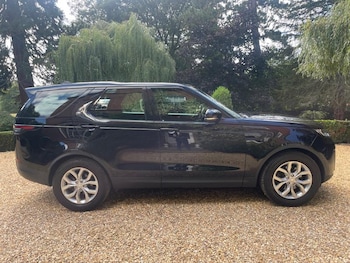 Land Rover Discovery feature image