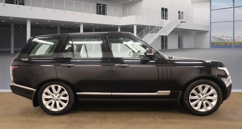 Used Land Rover Range Rover 2015 for sale - 78015308: Photo 1