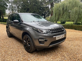 Used Land Rover Discovery Sport 2017 for sale - 76154229: Photo 3