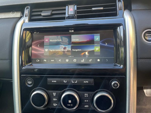 Used Land Rover Discovery 2018 for sale - 75620951: Photo 16
