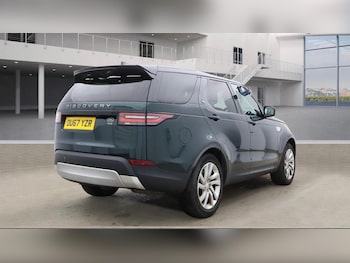 Used Land Rover Discovery 2017 for sale - 75705811: Photo