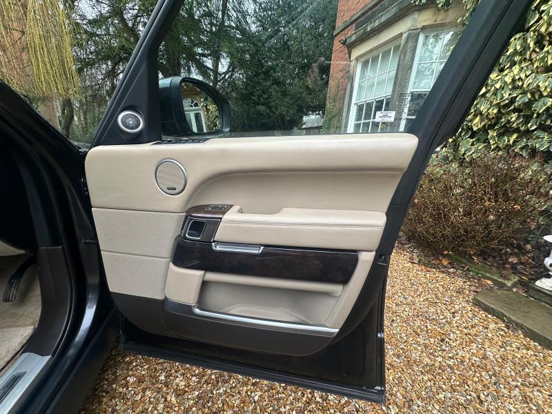 Used Land Rover Range Rover 2013 for sale - 78015363: Photo 9