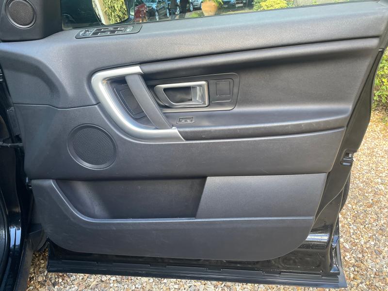 Used Land Rover Discovery Sport 2016 for sale - 78015371: Photo 12