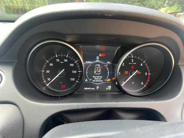Used Land Rover Discovery Sport 2018 for sale - 75705806: Photo 15