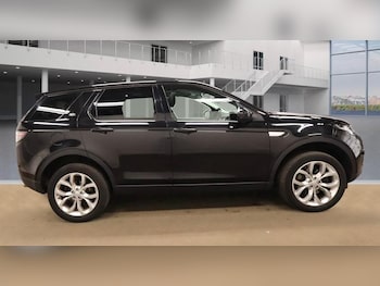 Used Land Rover Discovery Sport 2018 for sale - 75705806: Photo