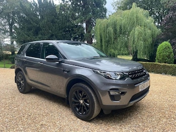 Used Land Rover Discovery Sport 2018 for sale - 75982571: Photo
