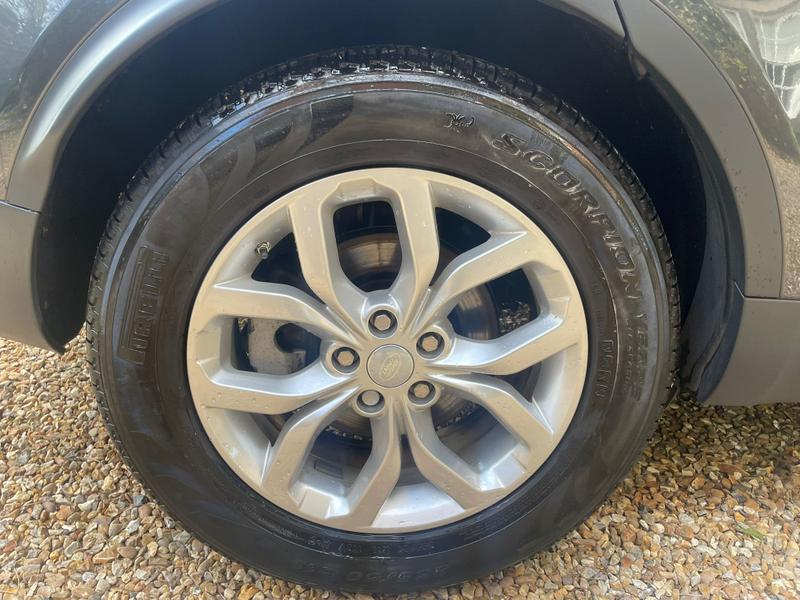 Used Land Rover Discovery 2019 for sale - 76895517: Photo 9