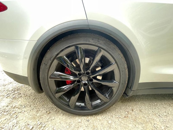 Used Tesla Model X 2017 for sale - 74260456: Photo 11