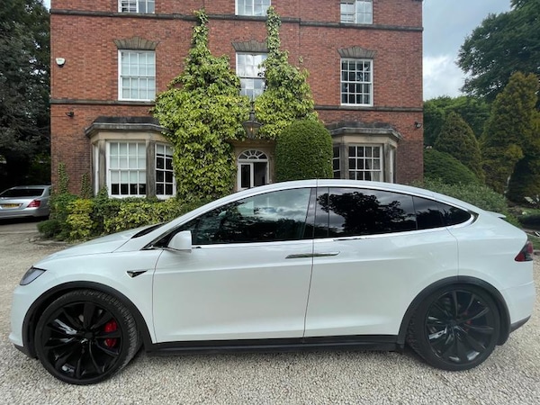 Used Tesla Model X 2017 for sale - 74260456: Photo 5