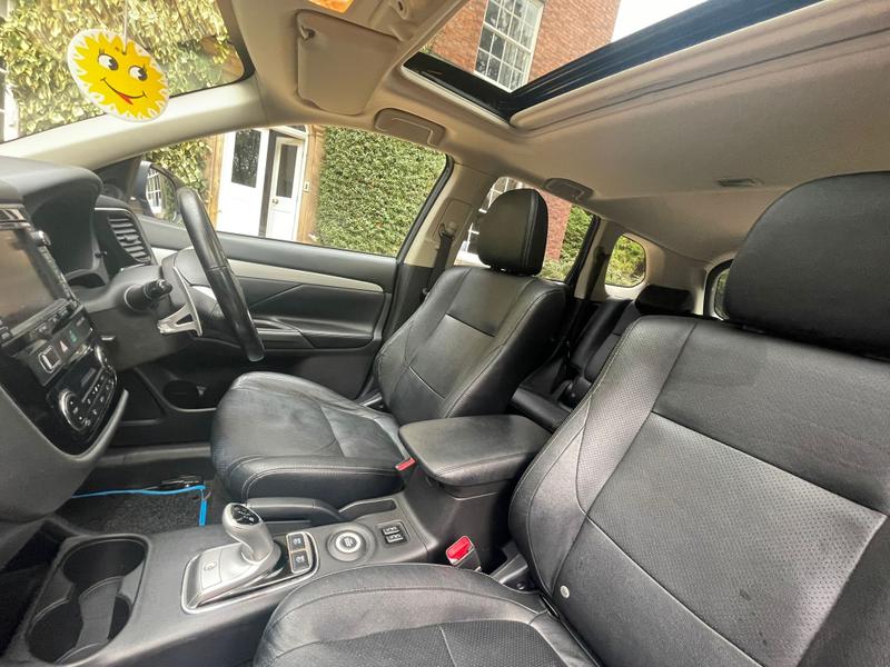 Used Mitsubishi Outlander 2015 for sale - 76266038: Photo 10