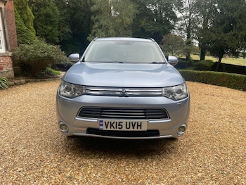 Used Mitsubishi Outlander 2015 for sale - 76266038: Photo