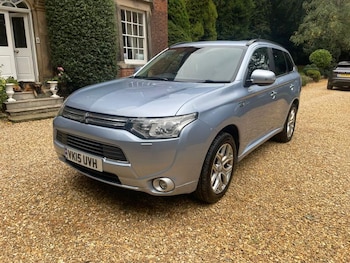 Used Mitsubishi Outlander 2015 for sale - 76266038: Photo