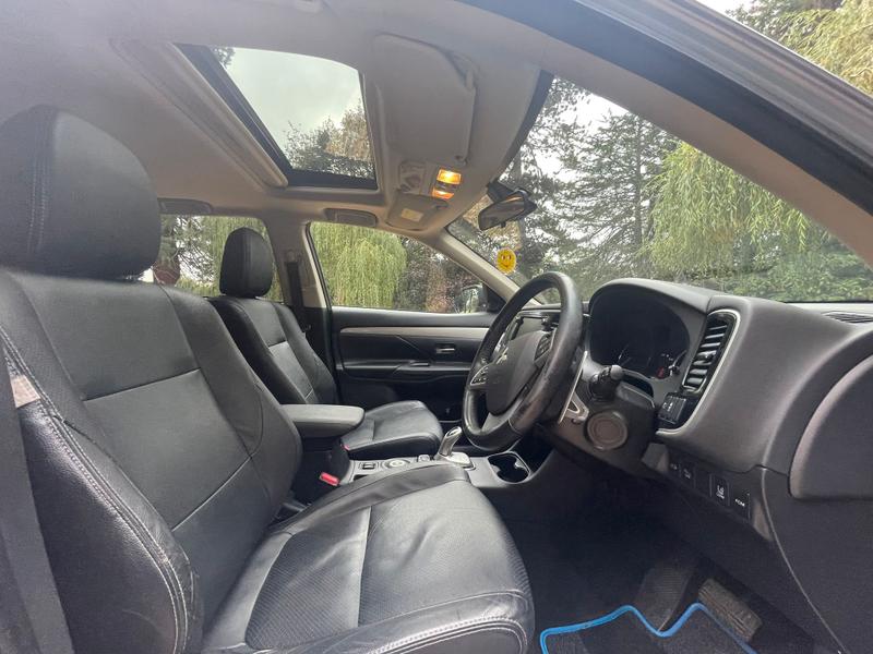 Used Mitsubishi Outlander 2015 for sale - 76266038: Photo 9