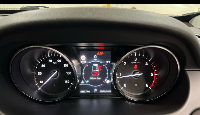 Used Land Rover Discovery Sport 2017 for sale - 76534368: Photo 10