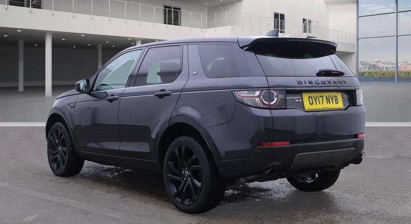 Used Land Rover Discovery Sport 2017 for sale - 76534368: Photo 4
